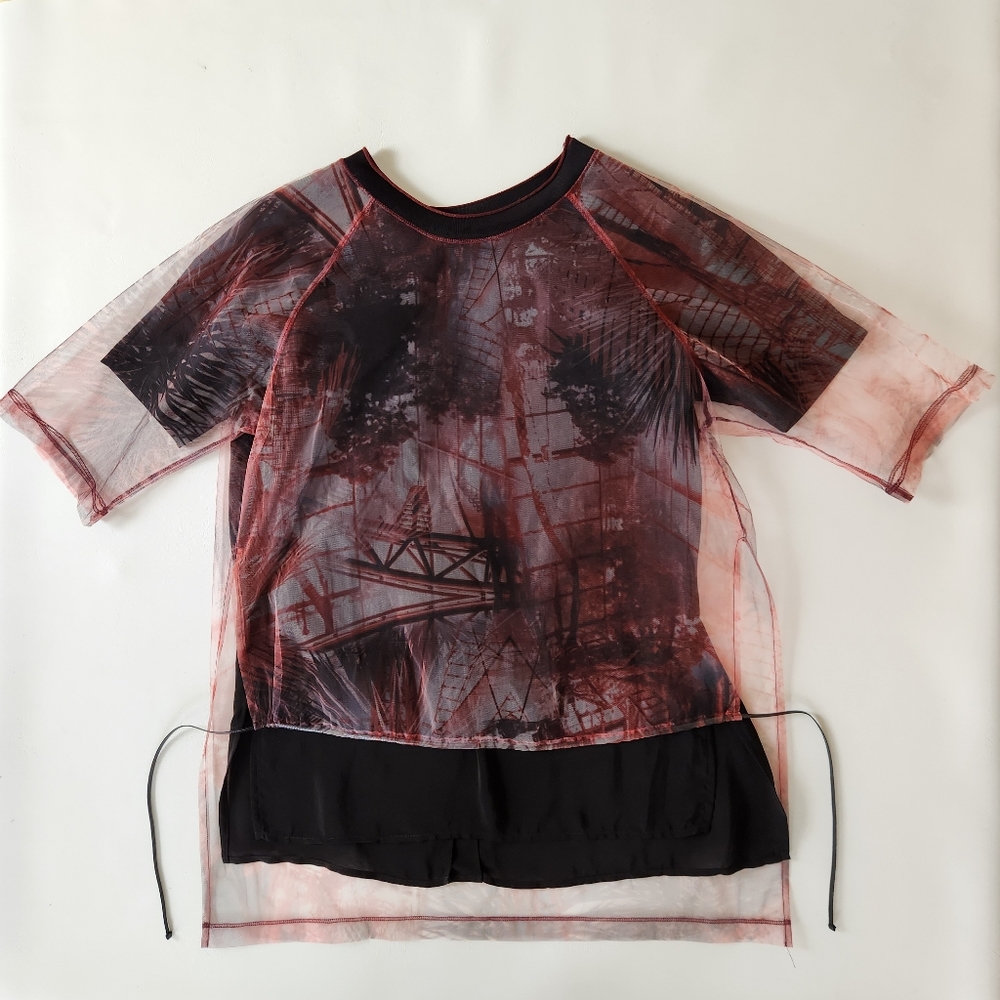 Demoo parkchoonmoo Mesh Overlay top